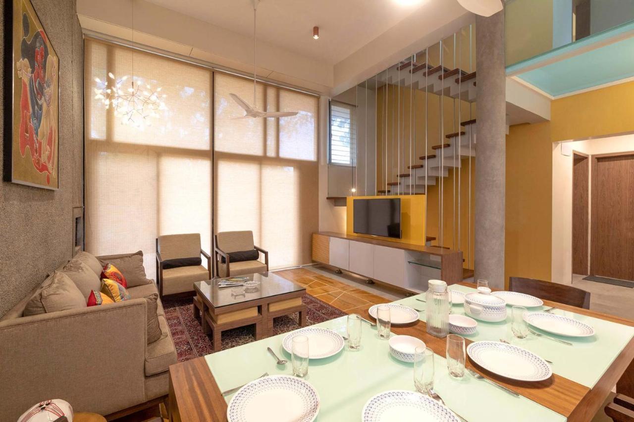Villa Foresta By Stayvista With Modern Decor, Swimming Pool & Expansive Lawn For A Perfect Escape 罗纳瓦拉 外观 照片