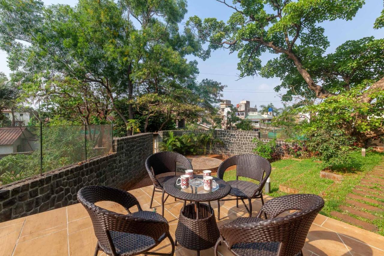 Villa Foresta By Stayvista With Modern Decor, Swimming Pool & Expansive Lawn For A Perfect Escape 罗纳瓦拉 外观 照片
