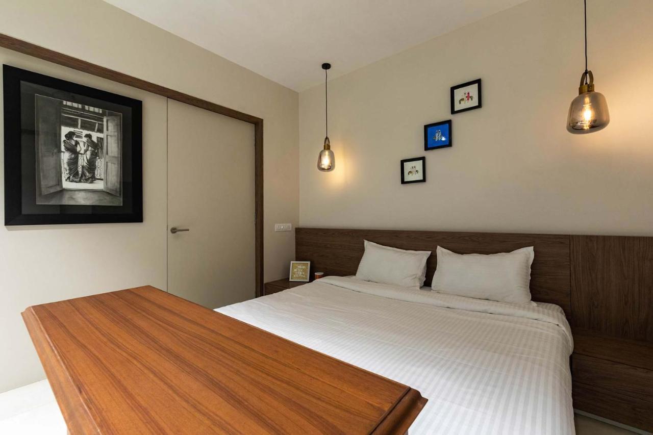 Villa Foresta By Stayvista With Modern Decor, Swimming Pool & Expansive Lawn For A Perfect Escape 罗纳瓦拉 外观 照片